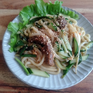 きゅうりのタレ焼きうどん